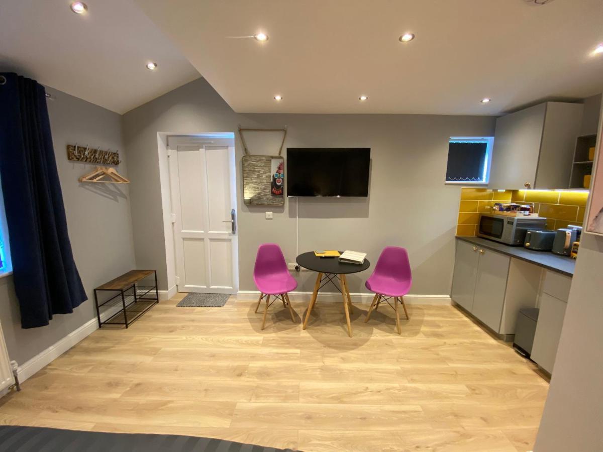 Modern Luxury 1 Bed Apartment With Parking Near Stansted Airport Stansted Mountfitchet Zewnętrze zdjęcie