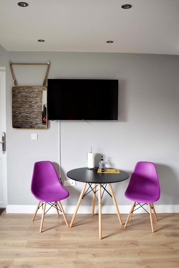 Modern Luxury 1 Bed Apartment With Parking Near Stansted Airport Stansted Mountfitchet Zewnętrze zdjęcie
